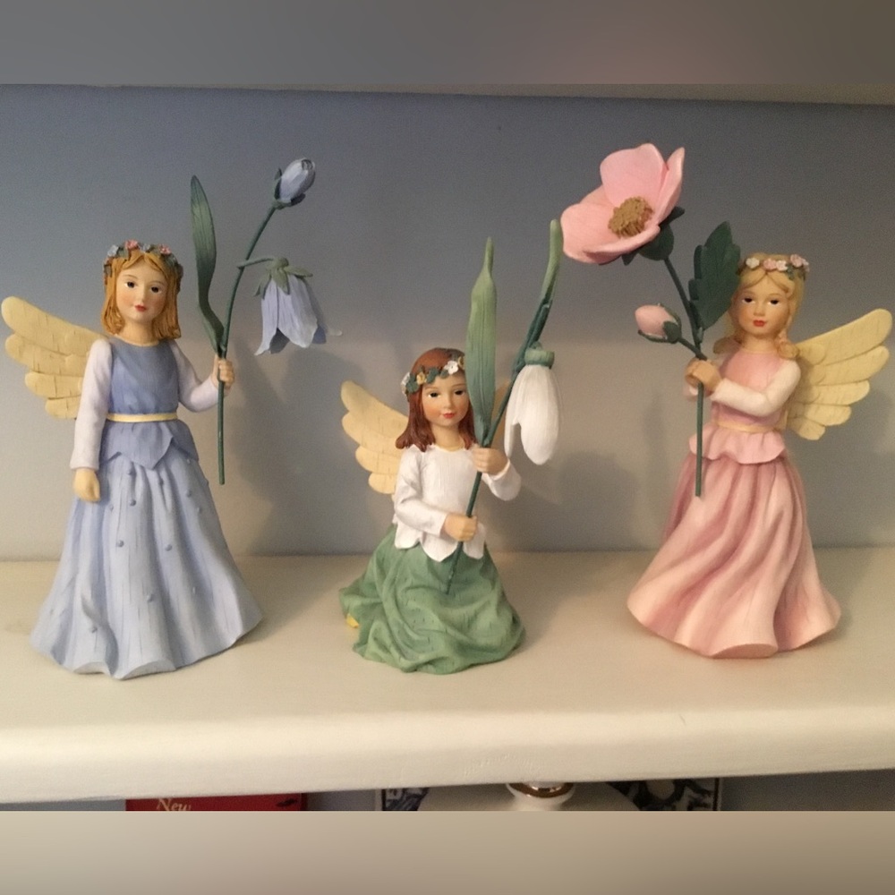 Demdaco Wildflower Angel of Three EUC